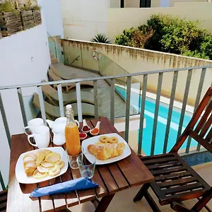 https://pjazza-suites-boutique-hotel.hotelssaintjulians.com